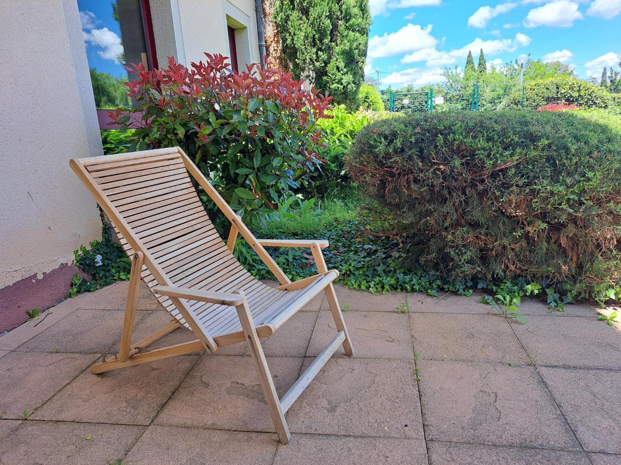 Hotel Le Saint Vincent Lyon Sud Vourles Exteriör bild