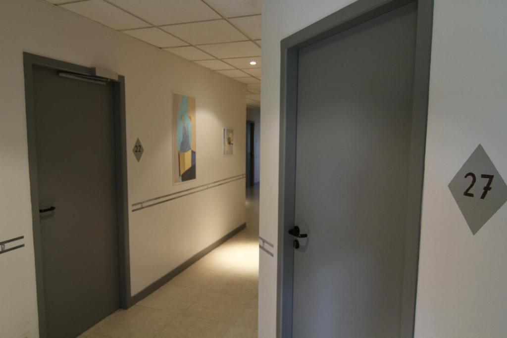 Hotel Le Saint Vincent Lyon Sud Vourles Rum bild